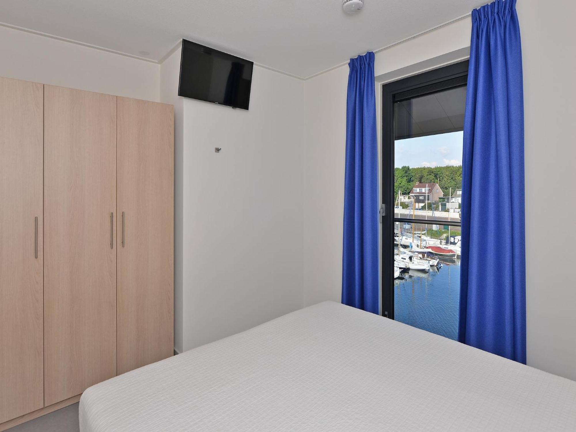 Waterlodge Blue Lagoon On A Jetty For 4 People Kamperland Exterior foto